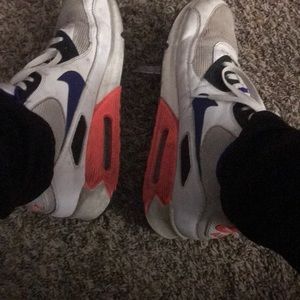 Meet your Posher, Luis